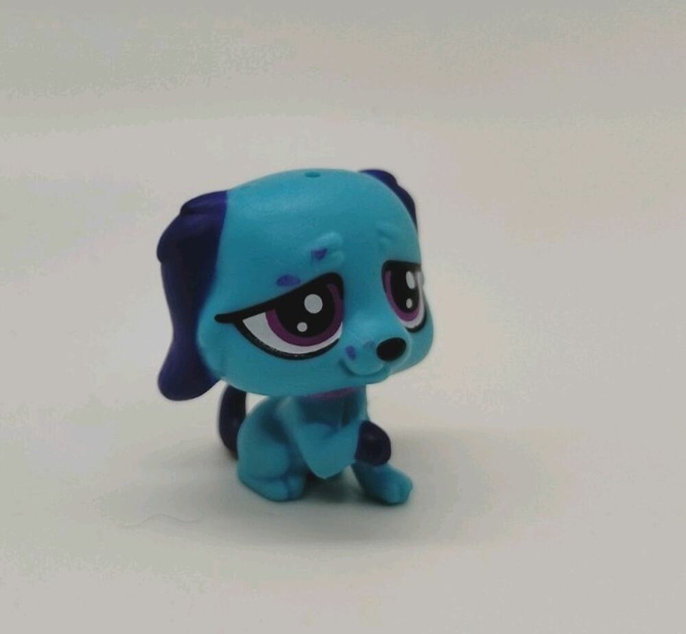 Littlest Pet Shop Mini Dog LPS #4150 Toria Hanley Blue Violet Eyes Mini Loose